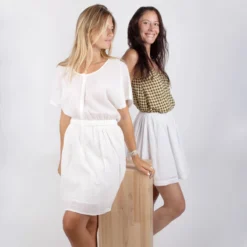 Robe Blanche Manches Courtes évasée En Coton Femme AMERICAN VINTAGE -Tendryne Soldes Boutique robe blanche manches courtes evasee en coton femme american vintage 2