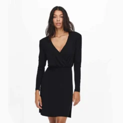 Robe Courte Manches Longues épaulettes Noire Femme ONLY -Tendryne Soldes Boutique robe courte manches longues epaulettes noire femme only 1