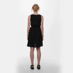 Robe Sans Manches Courte Cintrée col Rond Femme ONLY 10 Robe Sans Manches Courte Cintrée col Rond Femme ONLY -Tendryne Soldes Boutique robe sans manches courte cintreecol rond femme only 3