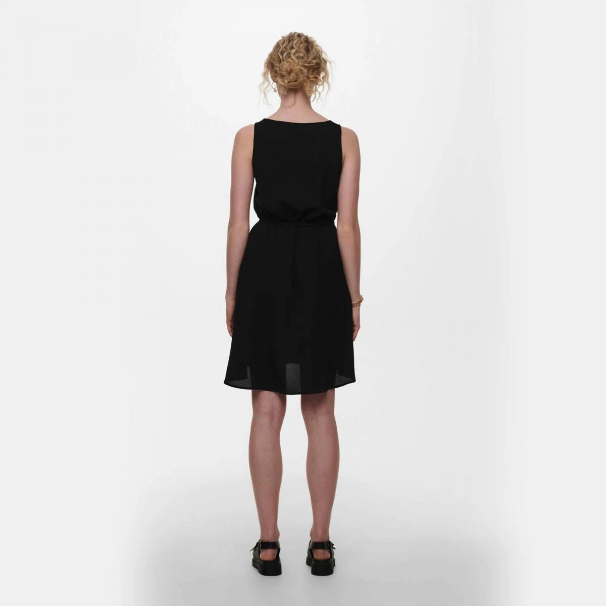 Robe Sans Manches Courte Cintrée col Rond Femme ONLY 6 Robe Sans Manches Courte Cintrée col Rond Femme ONLY – Image 4